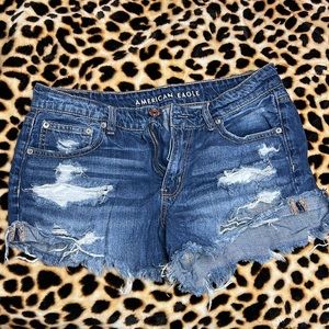 American Eagle jean shorts "tomgirl shortie" size 8